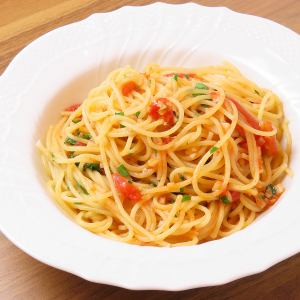 パスタ (フォカッチャ付)