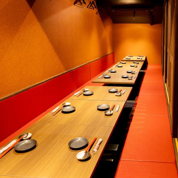 【2Fテーブル席】最大24名様までご利用頂けます。ご宴会にぴったりのお席です。