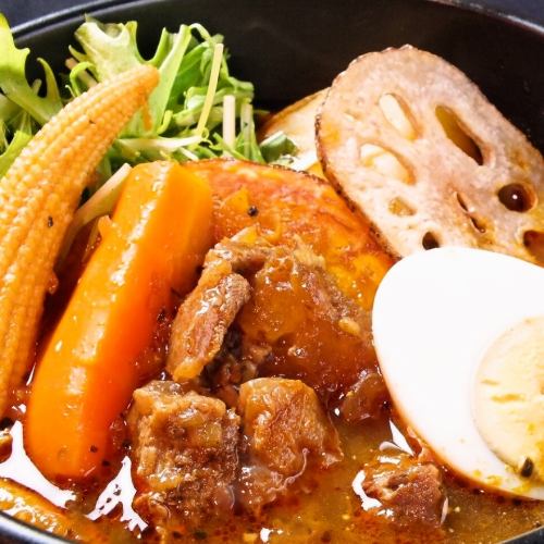 Kobe style beef tendon curry