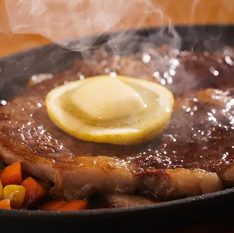 クラシカルなステーキ店
