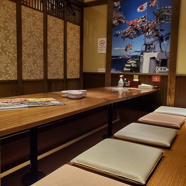 There are many private rooms in the calm interior with soft orange lighting! You can choose according to the number of people, such as having dinner with friends or having a party. Recommended for joint parties and business trips. Reservations are recommended for the popular private rooms.Please feel free to contact us☆