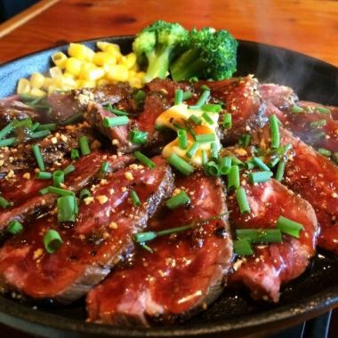 [Great for girls' nights out♪] Other than hamburgers, we also have aged skirt steak...★1,628 yen (tax included) ~