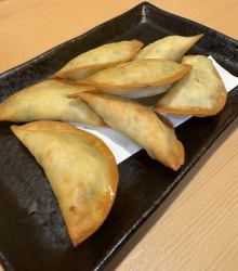 揚げ餃子