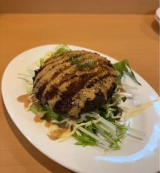 大判餃子メンチかつ