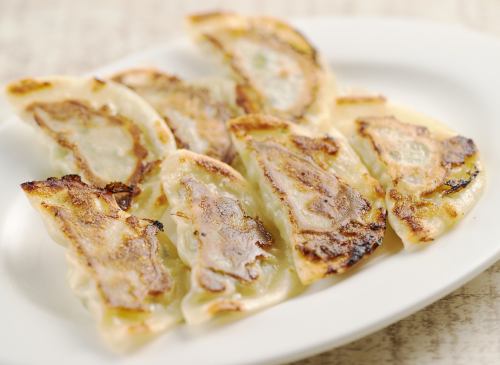 自家製餃子390円(税込)