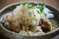 Neckline with grated radish and ponzu sauce