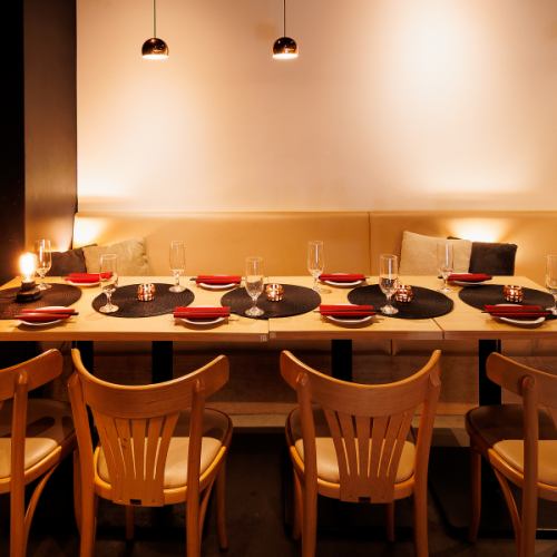 [Stylish modern space] We have various types of seats that can be reserved for 2 to 50 people ◎