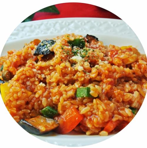 Tomato risotto of cute vegetables