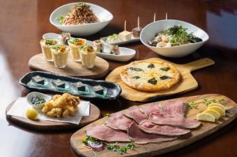 【4,500日元套餐】包含烤牛里脊等9道菜品的人气标准套餐。附2.5小时无限畅饮。