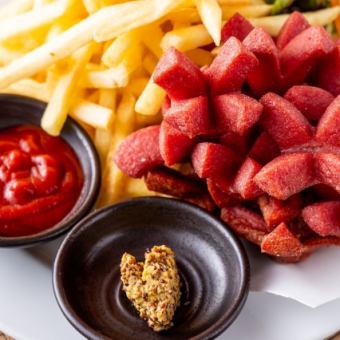 ソーセージとポテトフライ