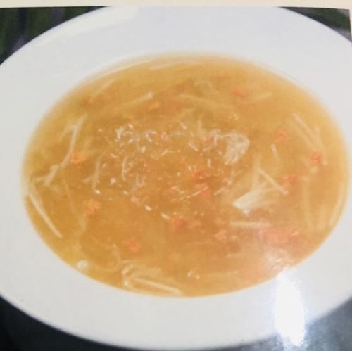 カニ肉入りフカヒレスープ