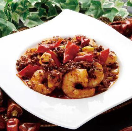 Sichuan-style stir-fried shrimp