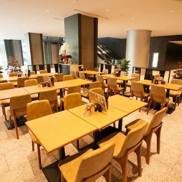 ≪開放感抜群のテラス席：1名様～50名様≫大手町プレイス内なので、冷暖房も完備の屋内ビアガーデン！各種ご宴会にもオススメです。席指定のご予約も承っております♪