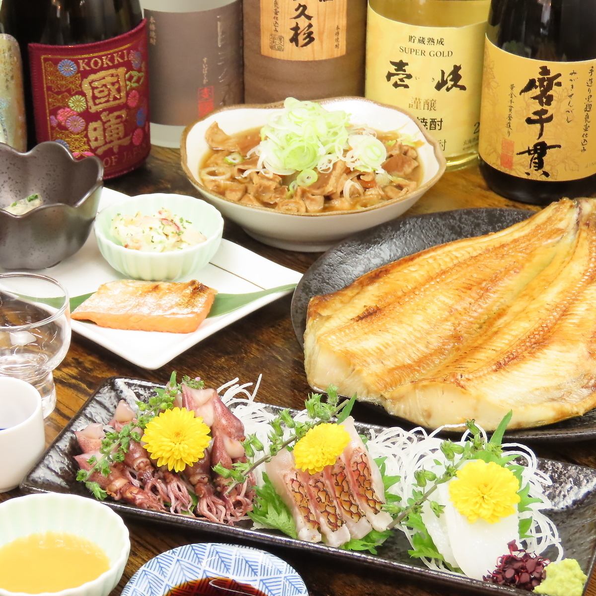 お刺身盛りは1人1台！全10品＋飲み放題付コース　5,500円(税込)