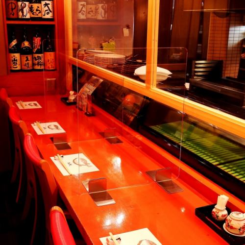 Each table acrylic board is also installed.We are fully committed to other measures against the new coronavirus, so please feel free to visit us! [Fugu / takeout / live fish / meal / fish / seafood / private room / izakaya / all-you-can-drink / sake / entertainment / pot / capital town】
