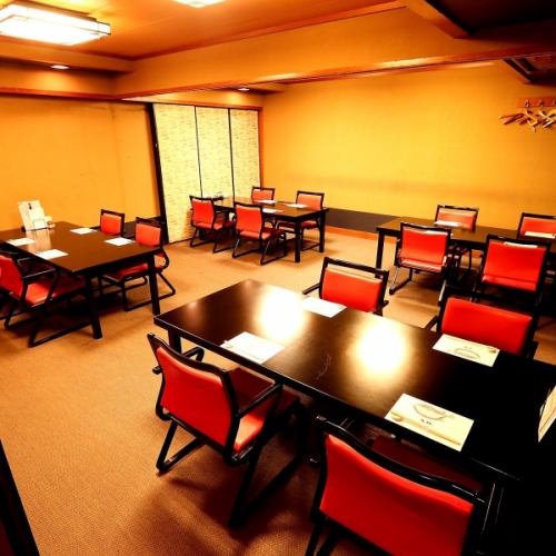 The banquet can accommodate up to 52 people.We are also implementing measures against new coronavirus infectious diseases such as in-store ventilation and sterilization, so please feel free to visit us! [Fugu / takeout / live fish / meal / fish / seafood / private room / izakaya / all-you-can-drink / sake / Entertainment / Nabe / Miyakomachi]
