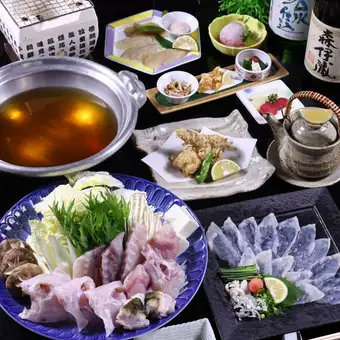 【提供包间 x 单人份】河豚刺身、三种烤河豚及烤河豚精、河豚火锅等……“河豚套餐（A）” 8800日元