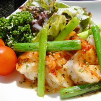 海老とアスパラの塩炒め