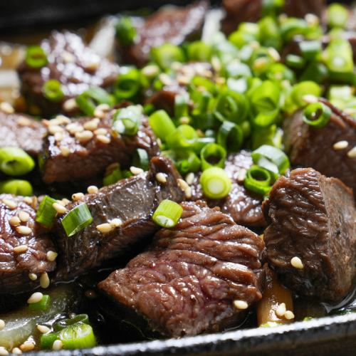 羆（ひぐま）のひと口ステーキ