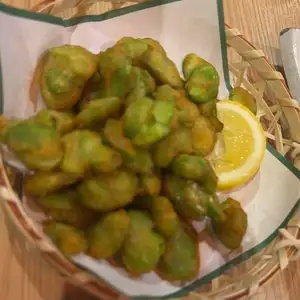そら豆の唐揚げ