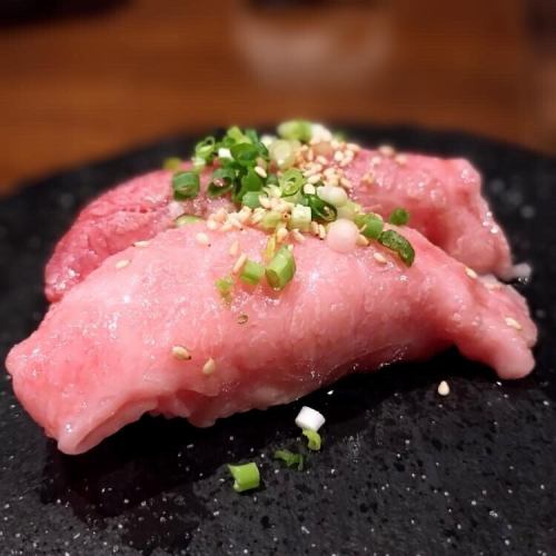 烤黑毛和牛壽司