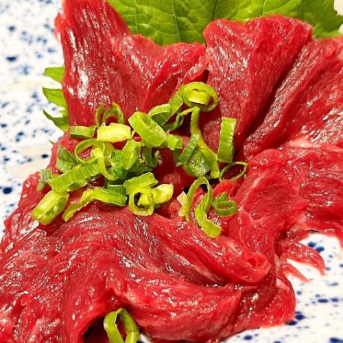 上赤身馬刺し