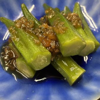 秋葵配酱油