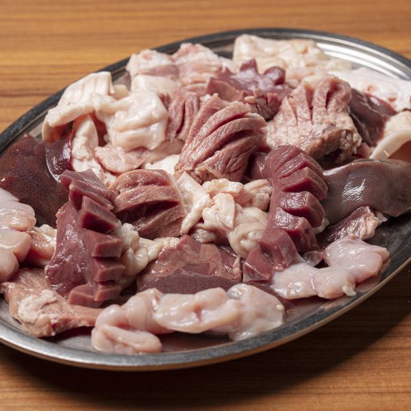 名物 ホルモン焼き [どか盛りMIXホルモン300g]