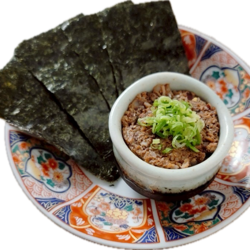 Namero (a type of minced fish dish) eaten wrapped in seaweed.