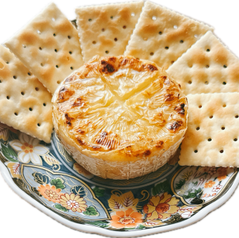 Charcoal-grilled Camembert