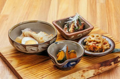 Today's Obanzai: Assortment of 4 small dishes