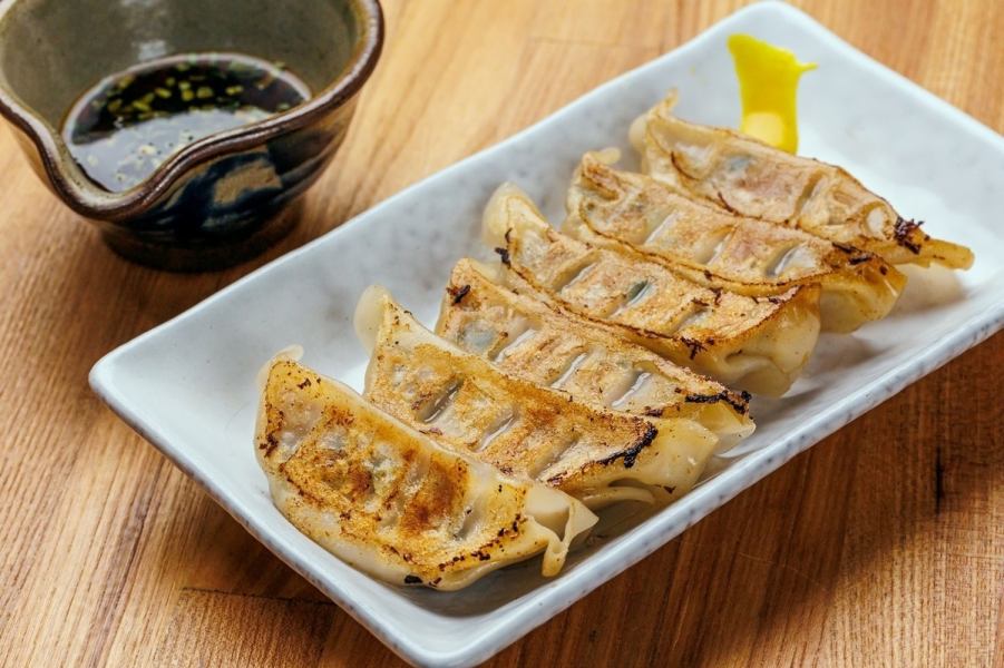 Dondott's original "100% branded pork gyoza" plain (no garlic)