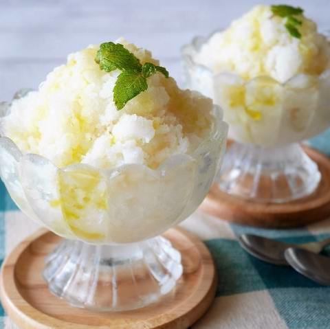 季節のシャーベット／Seasonal Fruit Sorbet