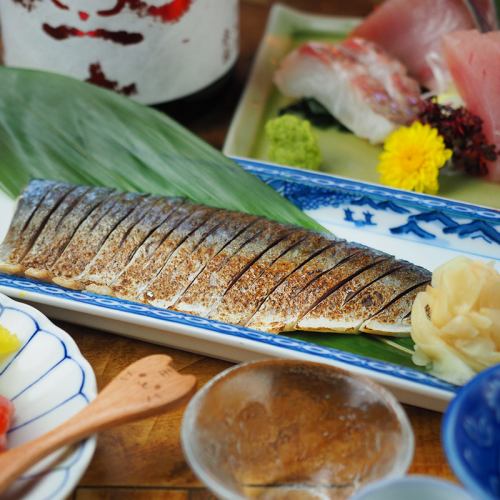 “銚子港直送” 自家製炙り〆鯖／Seared House-Pickled Mackerel