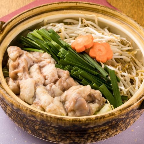 地鶏の水炊き鍋／Free-Range Chicken Mizutaki Hot Pot