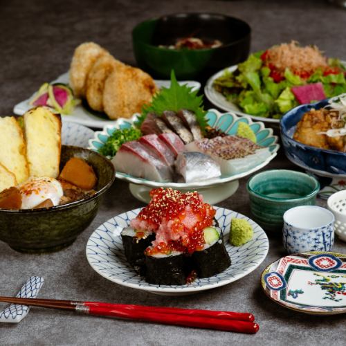 市場直送の鮮魚にぴったりなお酒も豊富にご用意！日本酒や焼酎など、料理との相性を考えております。