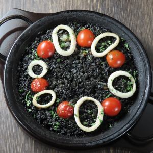 イカ墨のパエリア(1～2人前)