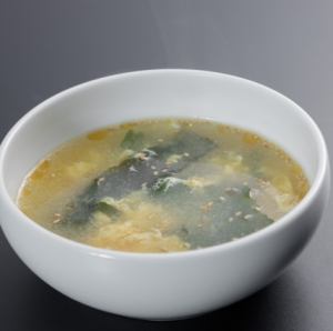 Egg and seaweed soup