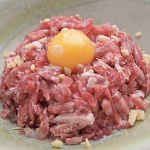 和牛ユッケ