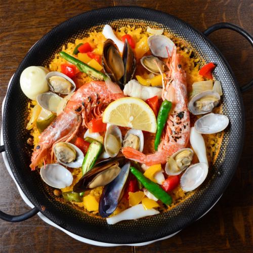 Seafood paella 1 person (from 2 people)