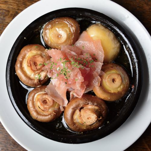 Sautéed prosciutto and mushrooms ~ Segovia style ~