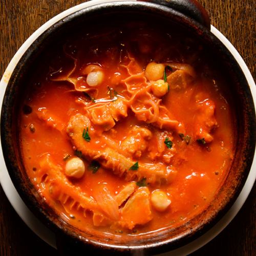 Beef Hachinos, Chorizo, and Chickpeas Stewed in Tomato ~Gajos~