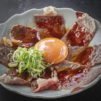 和牛サーロインユッケ