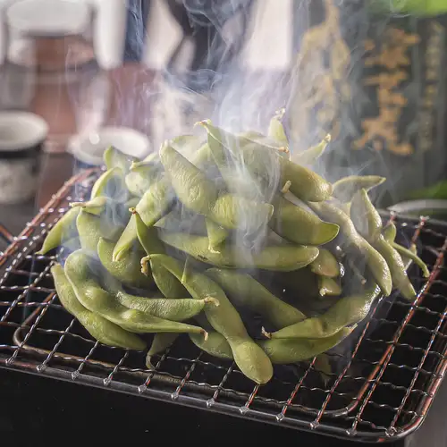 【就从这个开始吧！】稻草烤毛豆◆ 不仅仅是鱼和肉，还有带有稻草香味的独特风味的毛豆！