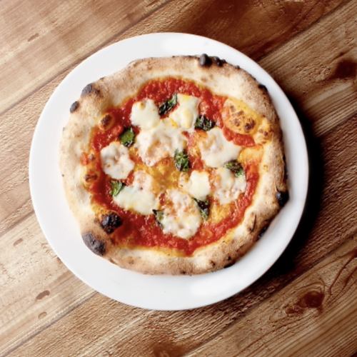 Chef's special kiln-baked pizza