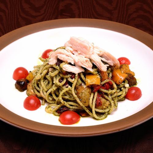 蒸し鶏とグリル野菜のジェノベーゼ