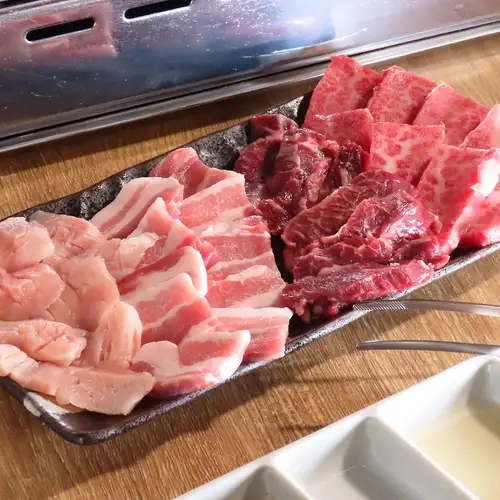 お肉好きに最適◎プロの目で選んだ部位ごとの肉をご提供