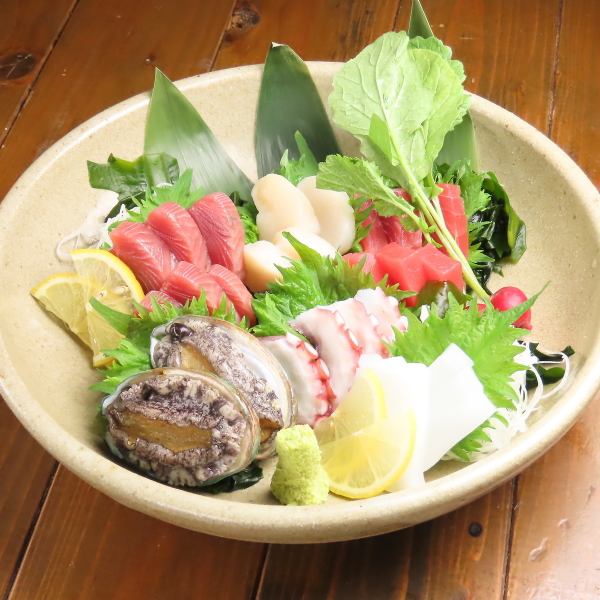 【旬の味覚】本日の刺身◆仕入れ状況により内容や価格が変動する新鮮な魚介