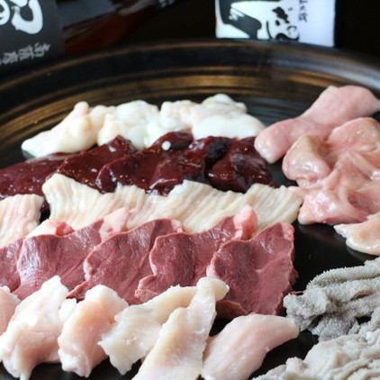 [We also offer a wide variety of rare "internals" of Matsuzaka beef that cannot be eaten elsewhere.]