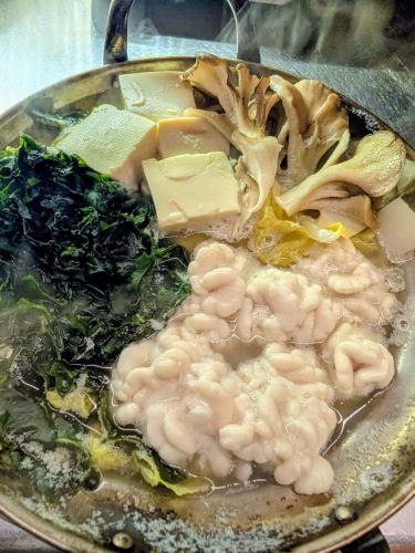 鹿児島、宮崎のとても旨い焼酎あります。
今季の新焼酎はまだまだ呑めます。

今週は水、木、金、土曜は18:00からお席ご案内できます。

#日本酒居酒屋 #焼酎 #日本酒バー #新橋居酒屋 #新橋日本酒